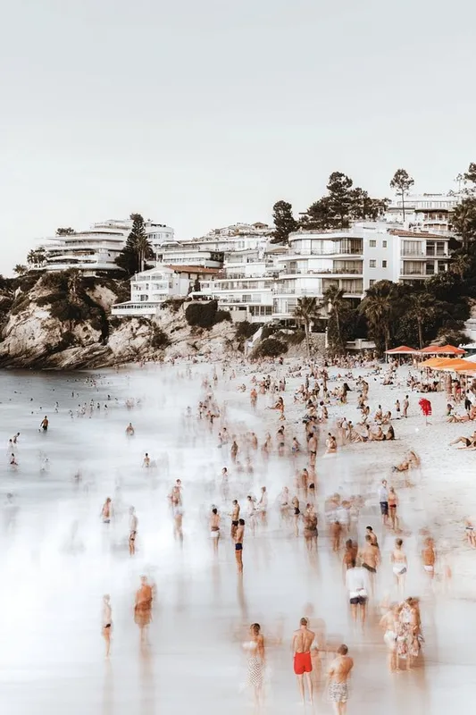 Ufff look at this!

Long exposure beach photography with --sref 957659336